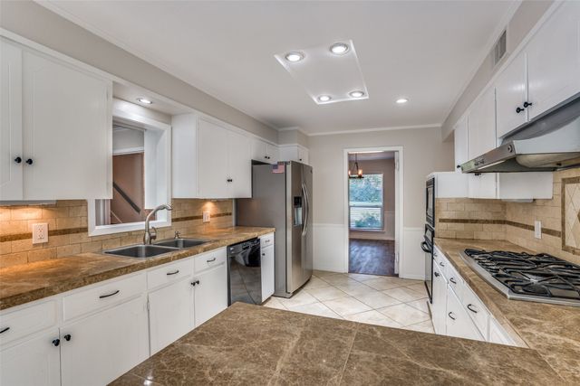 10534 Royal Springs Drive, Dallas, TX 75229