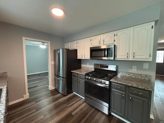 6310 Shadow Ridge Run, Fort Wayne, IN 46804