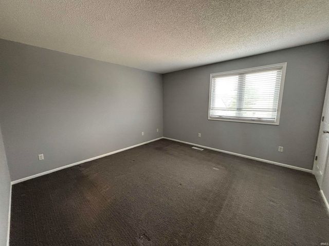 6310 Shadow Ridge Run, Fort Wayne, IN 46804