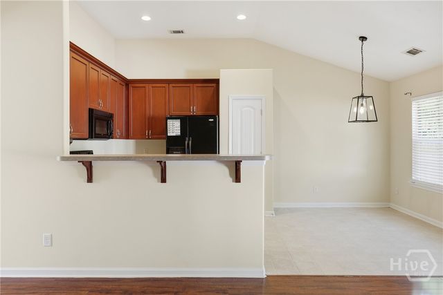 34 Twin Oaks Place, Savannah, GA 31407