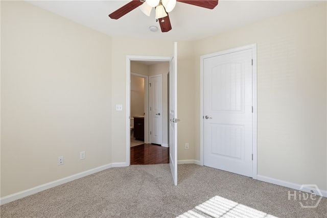 34 Twin Oaks Place, Savannah, GA 31407