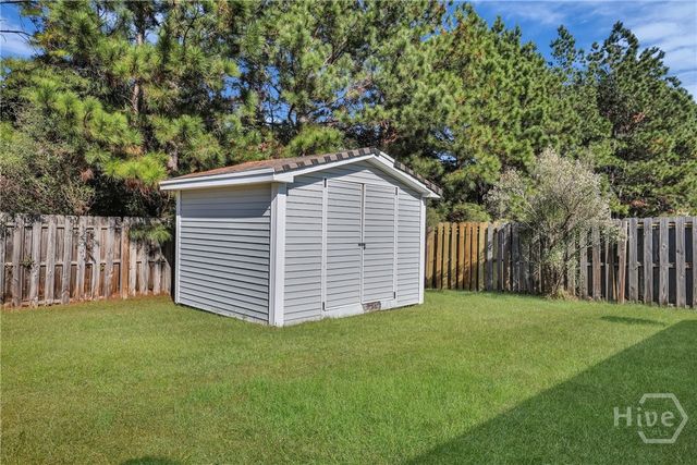 34 Twin Oaks Place, Savannah, GA 31407