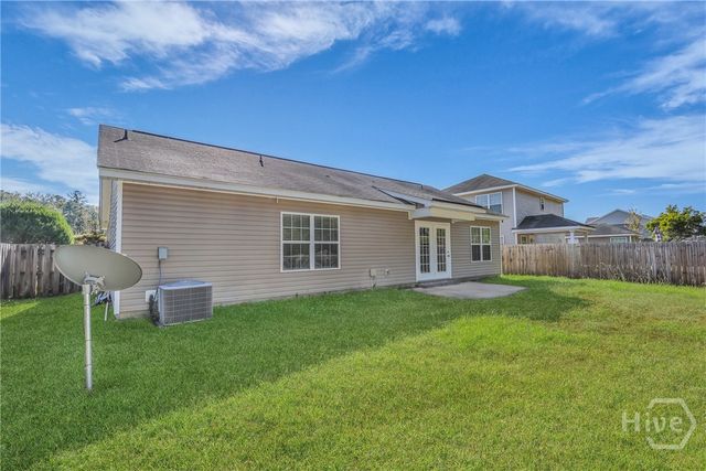 34 Twin Oaks Place, Savannah, GA 31407