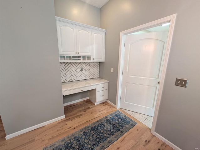 55755 Little Creek Lane, Middlebury, IN 46540