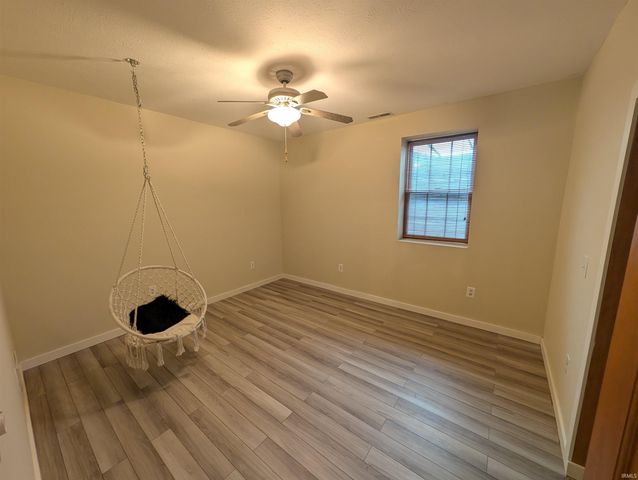 55755 Little Creek Lane, Middlebury, IN 46540