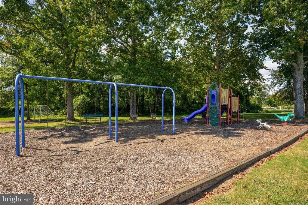307 SEVEN OAKS LN, Lothian, MD 20711