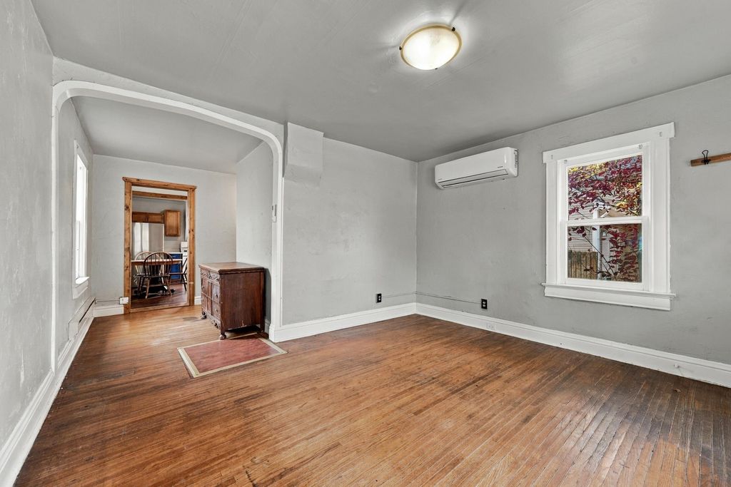 356 W Burkitt Street, Sheridan, WY 82801 photo 5