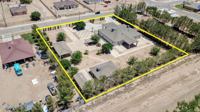 11670 Flor Del Rio Street, Socorro, TX 79927