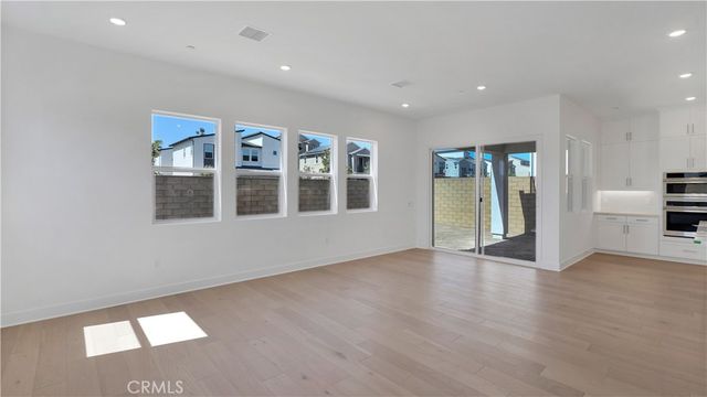 201 Briar Moon, Irvine, CA 92618