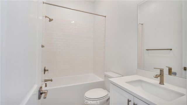 201 Briar Moon, Irvine, CA 92618