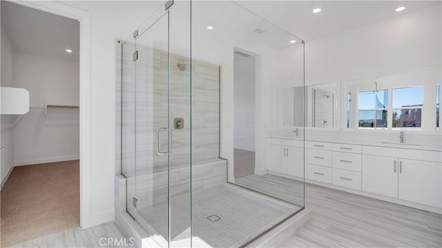 201 Briar Moon, Irvine, CA 92618
