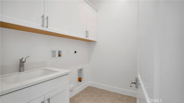 201 Briar Moon, Irvine, CA 92618