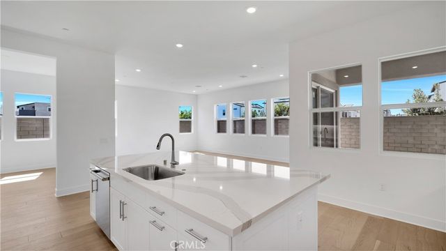 201 Briar Moon, Irvine, CA 92618