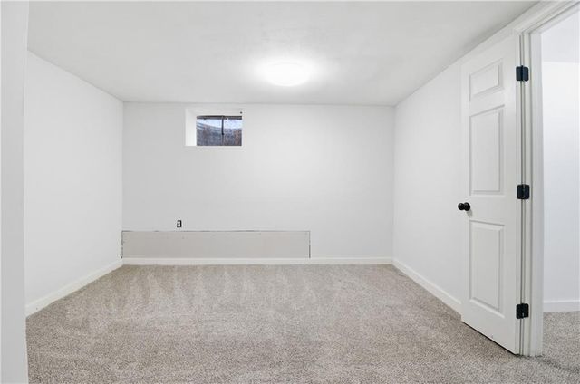 8012 Elm Avenue, Raytown, MO 64138