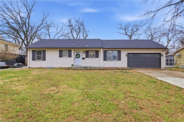 8012 Elm Avenue, Raytown, MO 64138