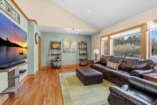 1432 Rose Place, Roseville, MN 55113