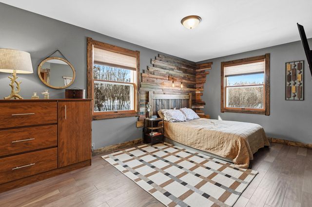 1432 Rose Place, Roseville, MN 55113