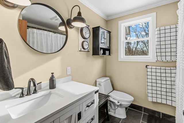 1432 Rose Place, Roseville, MN 55113