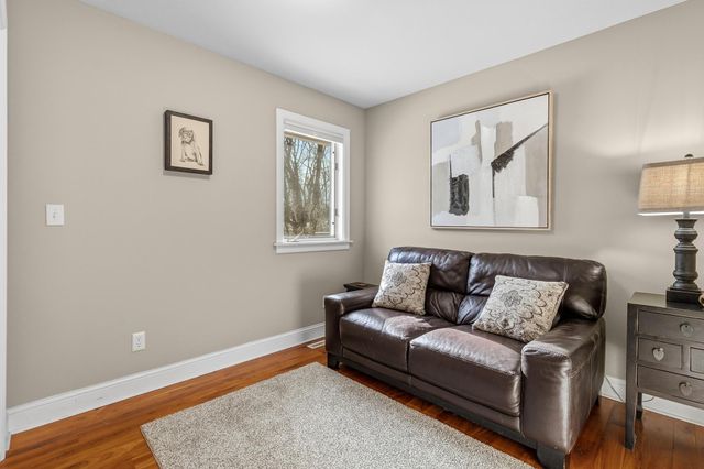 1432 Rose Place, Roseville, MN 55113