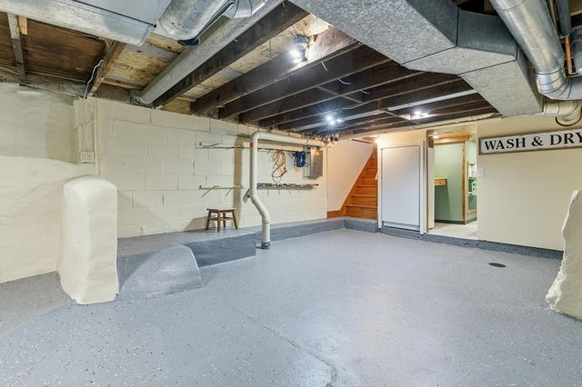 1432 Rose Place, Roseville, MN 55113