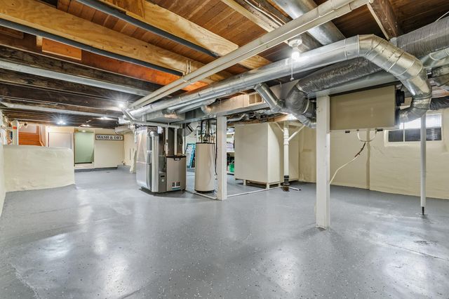 1432 Rose Place, Roseville, MN 55113