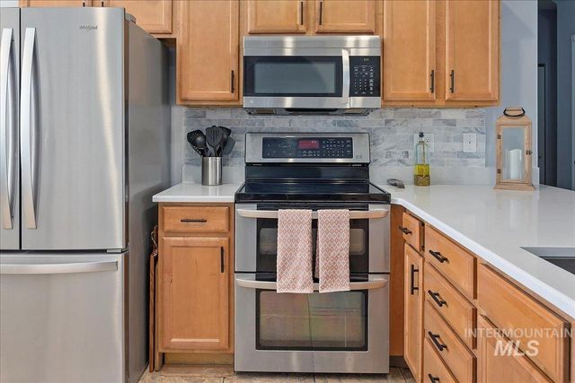 3702 N 2481 E, Twin Falls, ID 83301