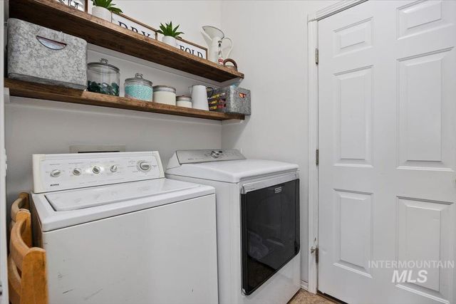 3702 N 2481 E, Twin Falls, ID 83301