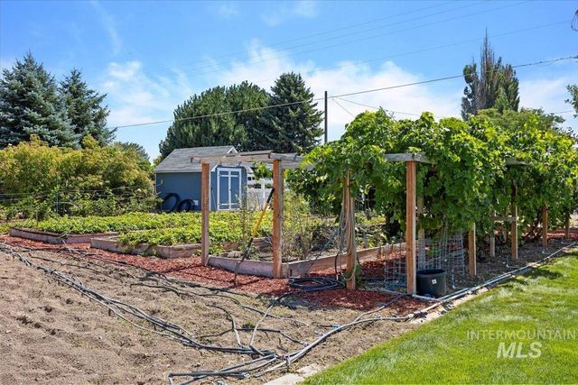 3702 N 2481 E, Twin Falls, ID 83301