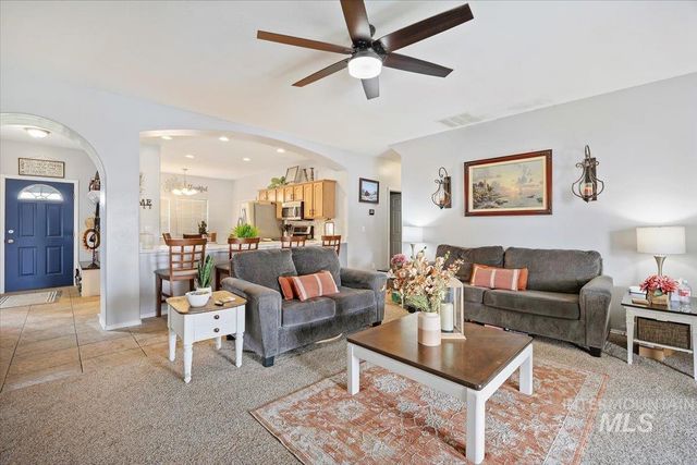 3702 N 2481 E, Twin Falls, ID 83301