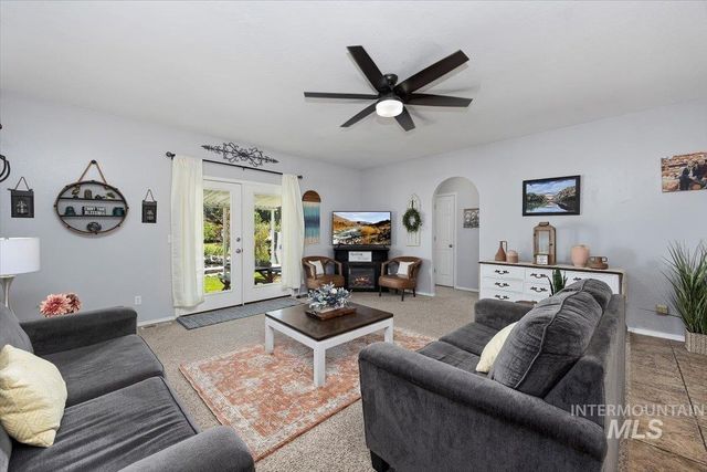 3702 N 2481 E, Twin Falls, ID 83301