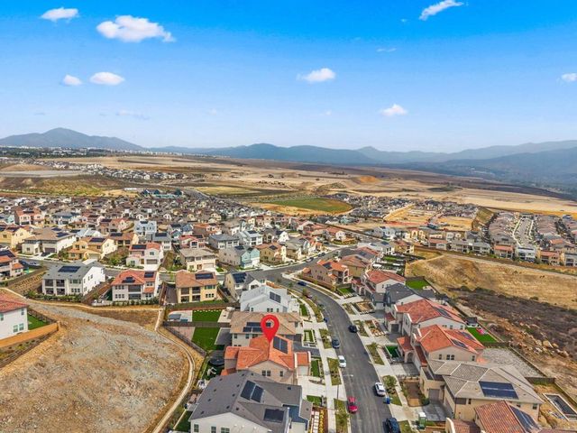 1567 Corte Botanicas, Chula Vista, CA 91913