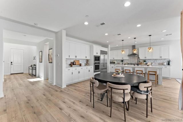 1567 Corte Botanicas, Chula Vista, CA 91913