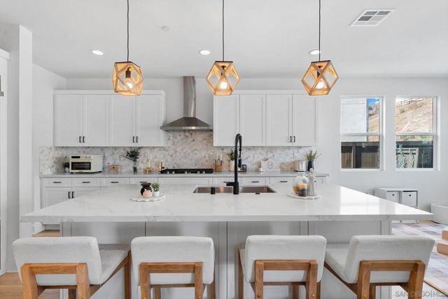 1567 Corte Botanicas, Chula Vista, CA 91913