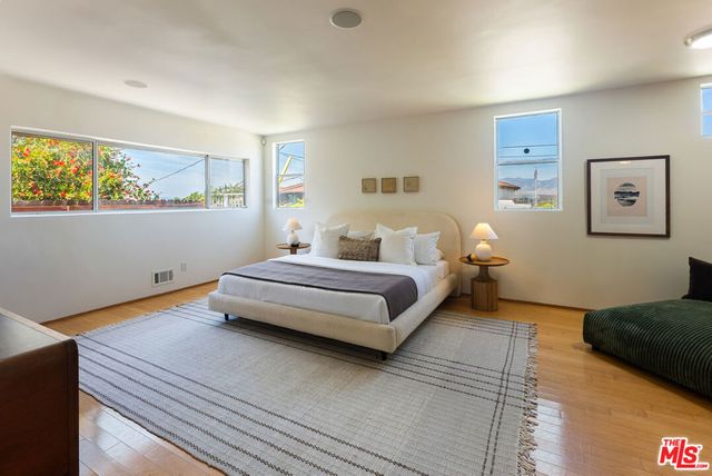 10418 Ormond Street, Sunland, CA 91040