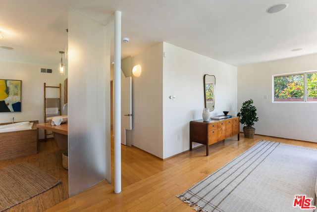 10418 Ormond Street, Sunland, CA 91040