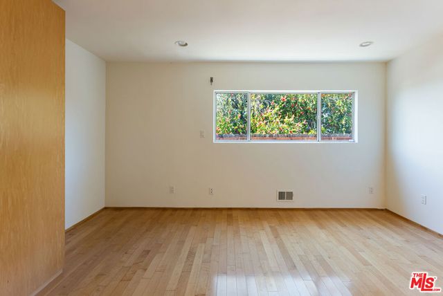 10418 Ormond Street, Sunland, CA 91040