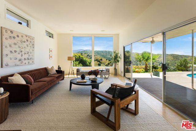 10418 Ormond Street, Sunland, CA 91040