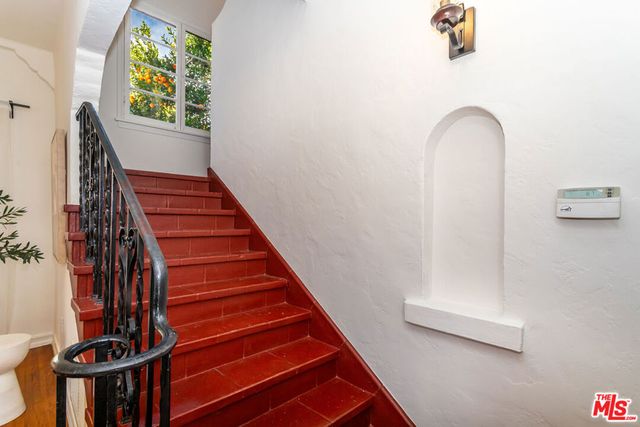 4118 5th Avenue, Los Angeles, CA 90008