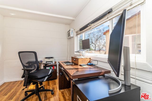 4118 5th Avenue, Los Angeles, CA 90008