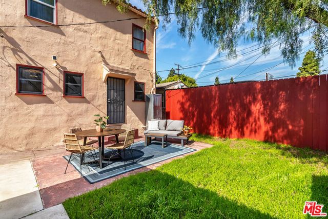 4118 5th Avenue, Los Angeles, CA 90008