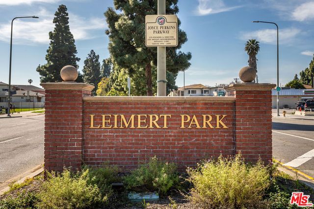 4118 5th Avenue, Los Angeles, CA 90008