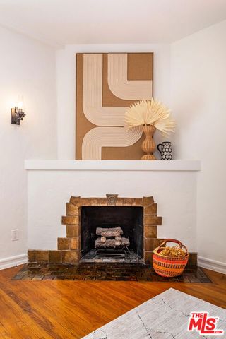 4118 5th Avenue, Los Angeles, CA 90008