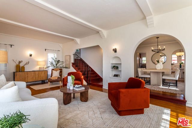 4118 5th Avenue, Los Angeles, CA 90008