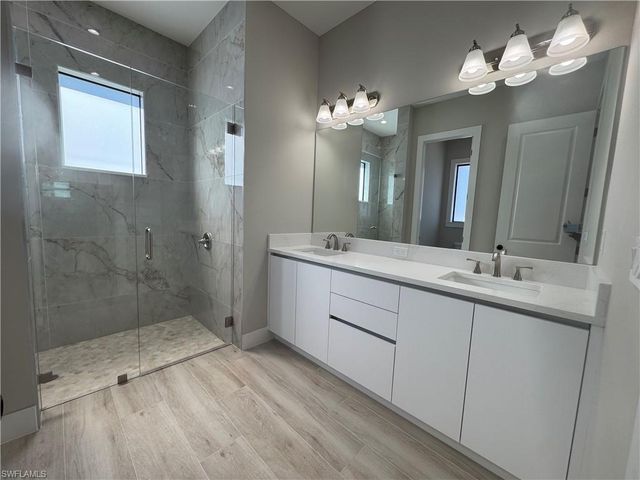 3217 60th AVE NE, Naples, FL 34120