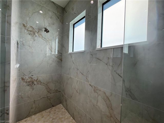 3217 60th AVE NE, Naples, FL 34120