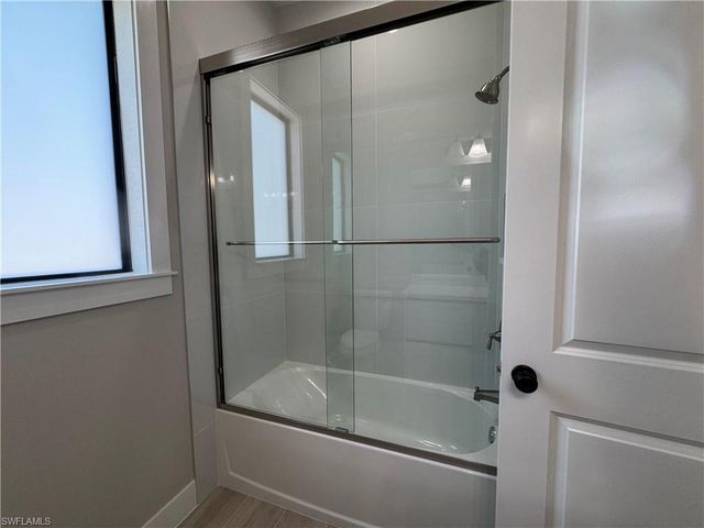 3217 60th AVE NE, Naples, FL 34120