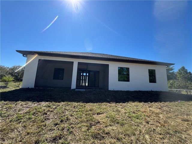 3217 60th AVE NE, Naples, FL 34120