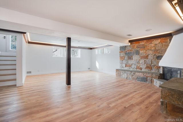 7 Bracken Road, Ossining, NY 10562