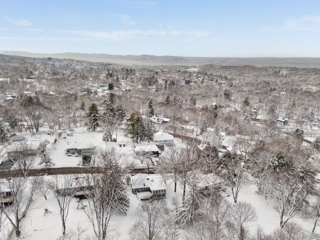 7 Bracken Road, Ossining, NY 10562