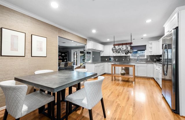 4517 Willowbend Boulevard, Houston, TX 77035